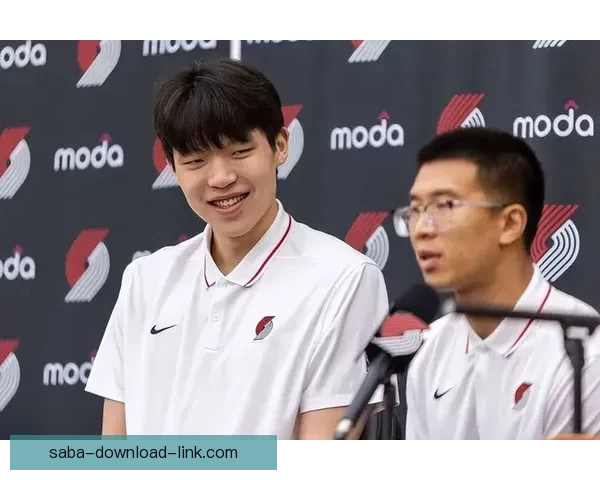 杨瀚森坦言手像叉子般难受期望回开拓者迎来全新表现